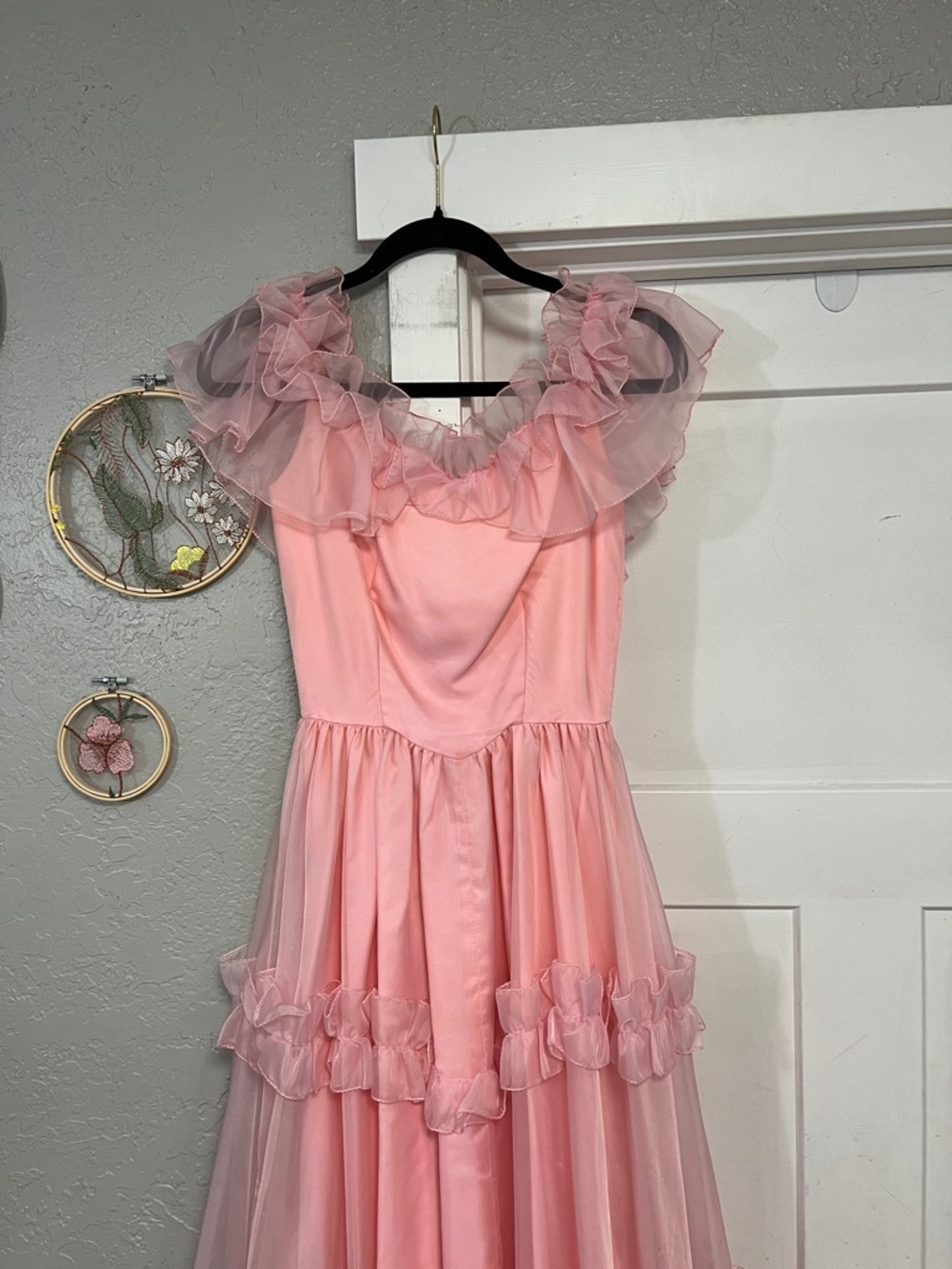 1970’s VINTAGE UNION MADE PINK RUFFLE COQUETTE BRIDGERTON STYLE GOWN DRESS - Picture 5 of 16